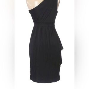 DVF DIANE von FURSTENBERG black front ruffle dress in excellent condition